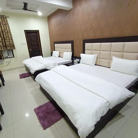 Mng Hotel Heritage Villa Kanpur Exterior photo