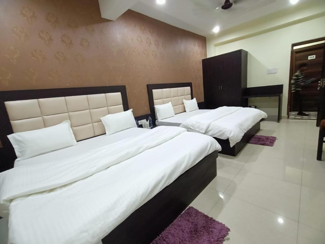 Mng Hotel Heritage Villa Kanpur Exterior photo